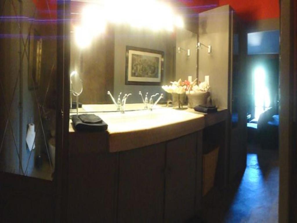 サルス・ル・シャトー Casa Montes Bed & Breakfast 部屋 写真