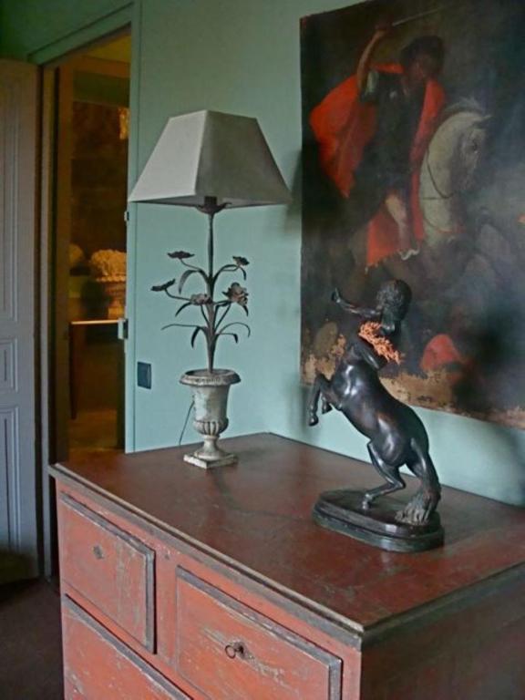 サルス・ル・シャトー Casa Montes Bed & Breakfast エクステリア 写真