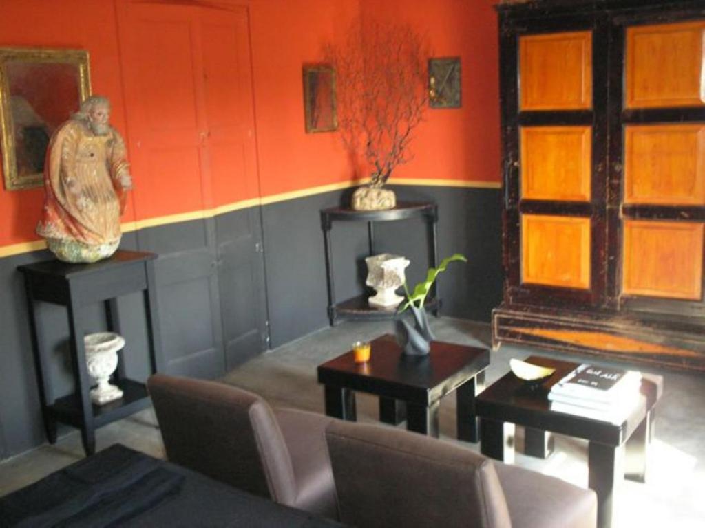 サルス・ル・シャトー Casa Montes Bed & Breakfast 部屋 写真